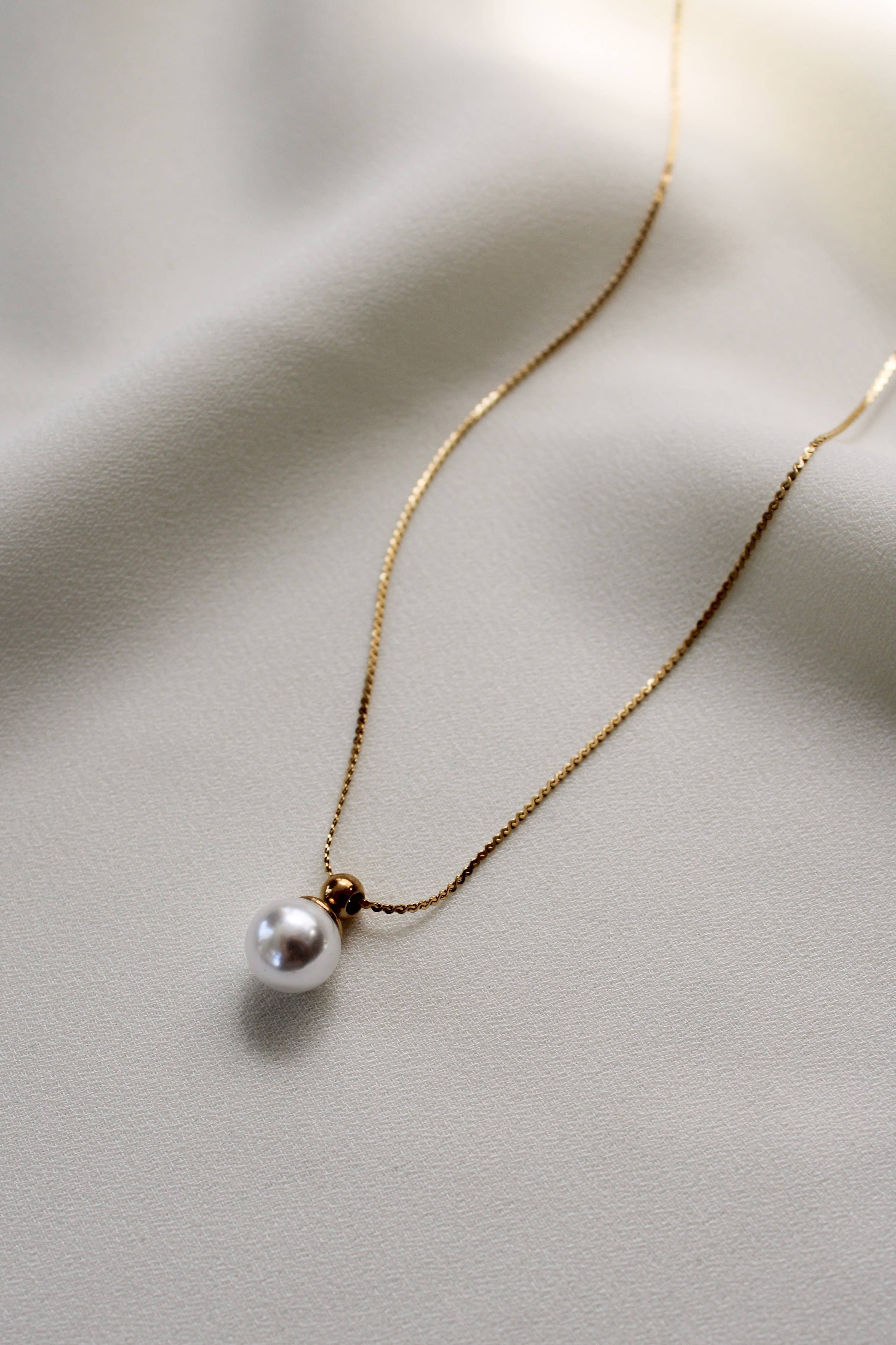 Yang Pearl Necklace