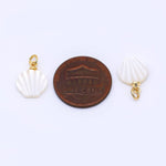 Load image into Gallery viewer, Fan Seashell Charm
