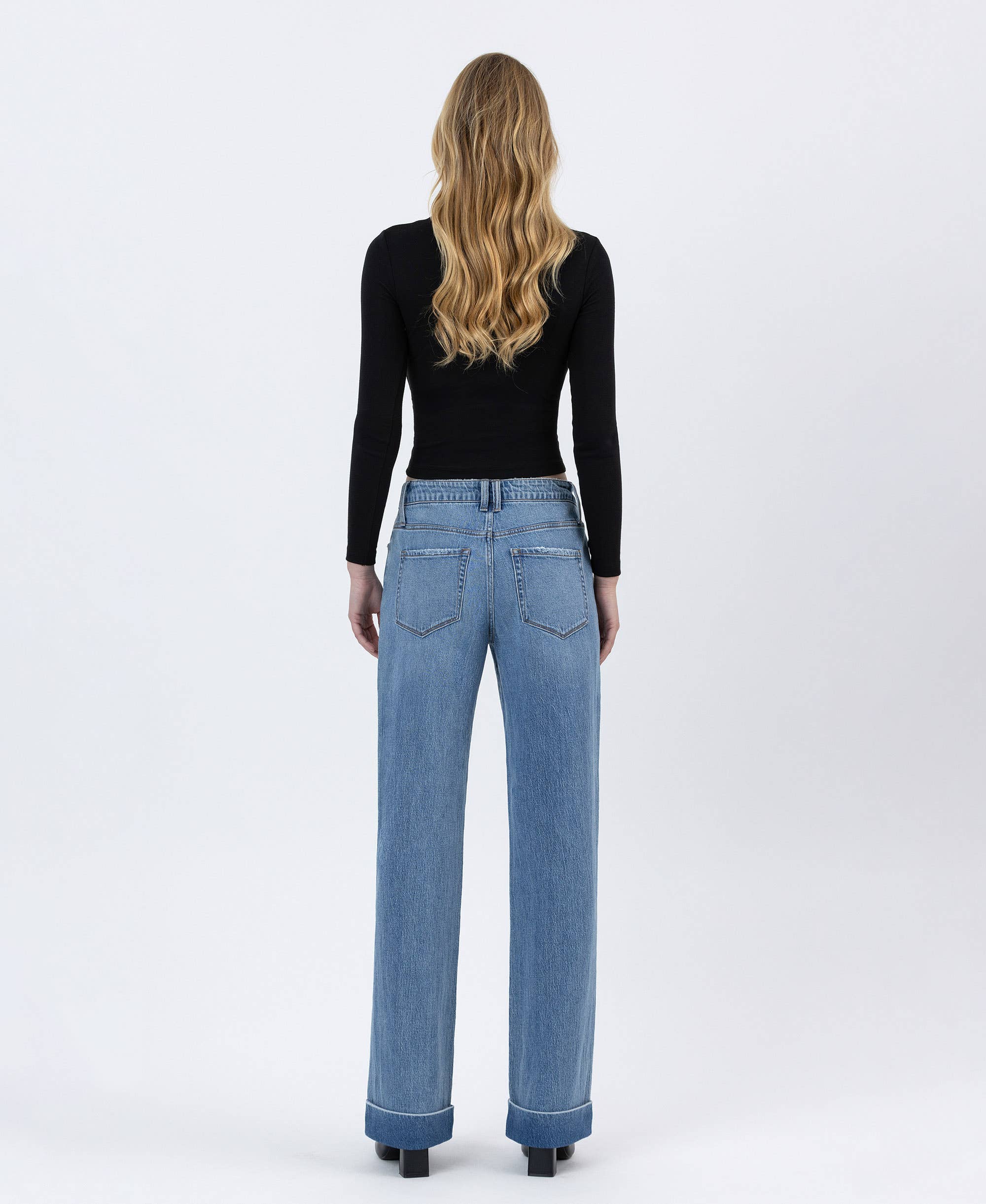 Cuffed Baggy Wide Leg - Medium Dark - Vervet