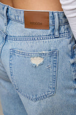 Load image into Gallery viewer, Jana Baggy Jort Shorts
