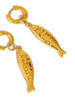 Load image into Gallery viewer, Nibe Fish Hoop Earring
