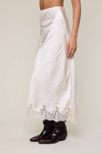 Load image into Gallery viewer, Robin Skirt
