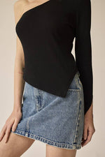 Load image into Gallery viewer, Evelyn One Shoulder Top
