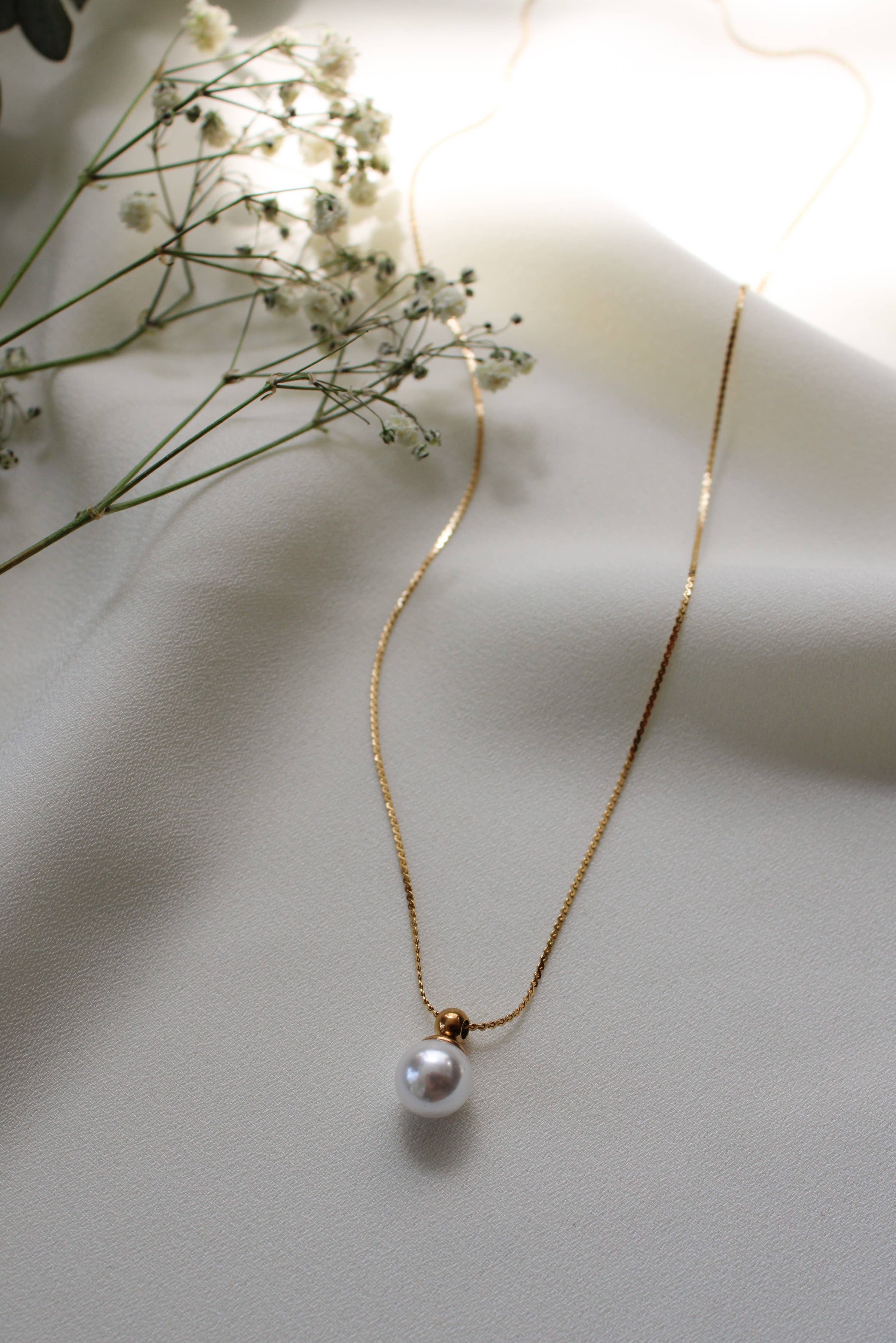 Yang Pearl Necklace