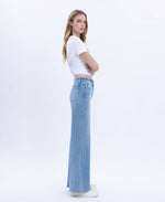 Load image into Gallery viewer, High Rise Wide Jeans - Poprock - Vervet
