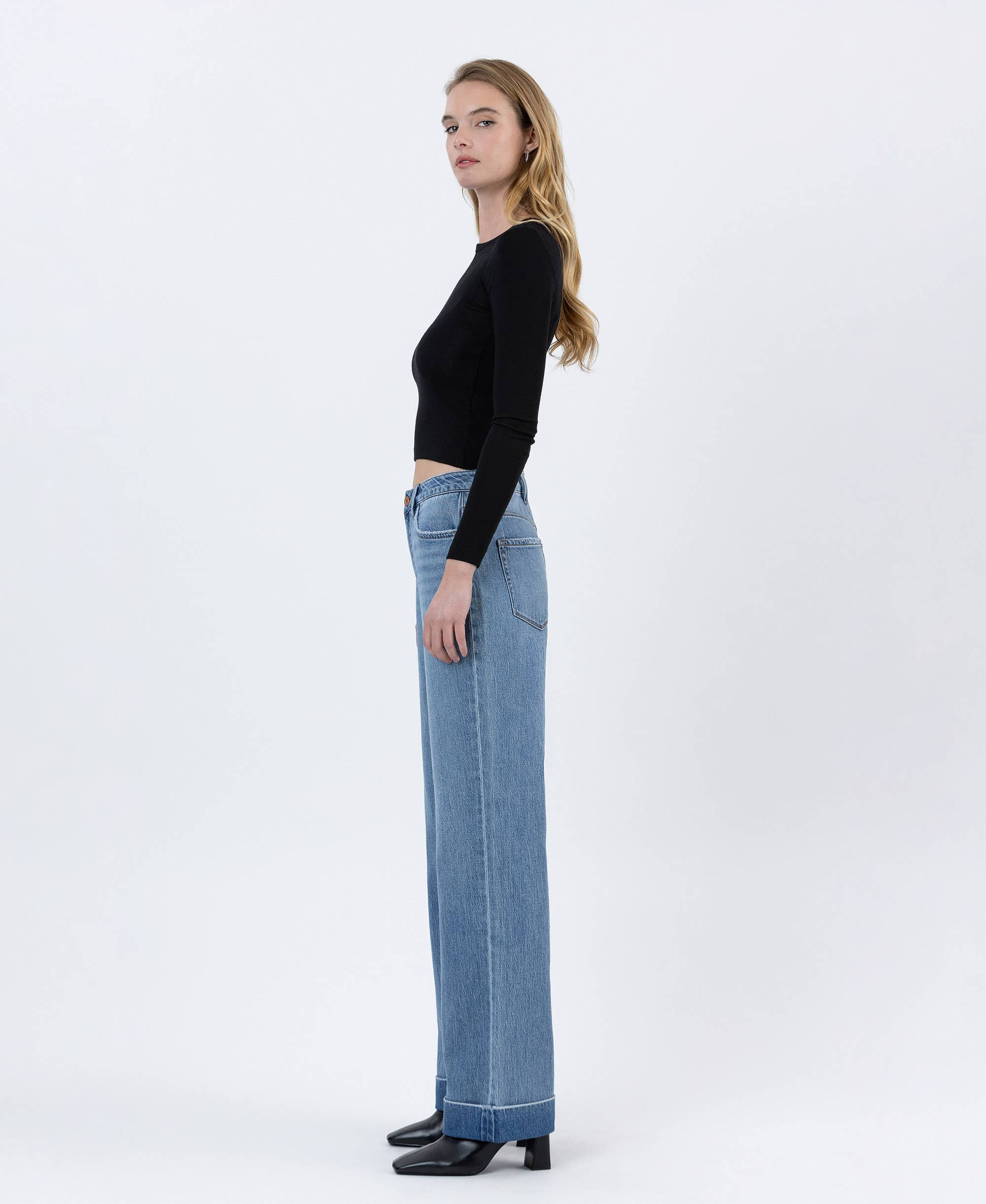 Cuffed Baggy Wide Leg - Medium Dark - Vervet