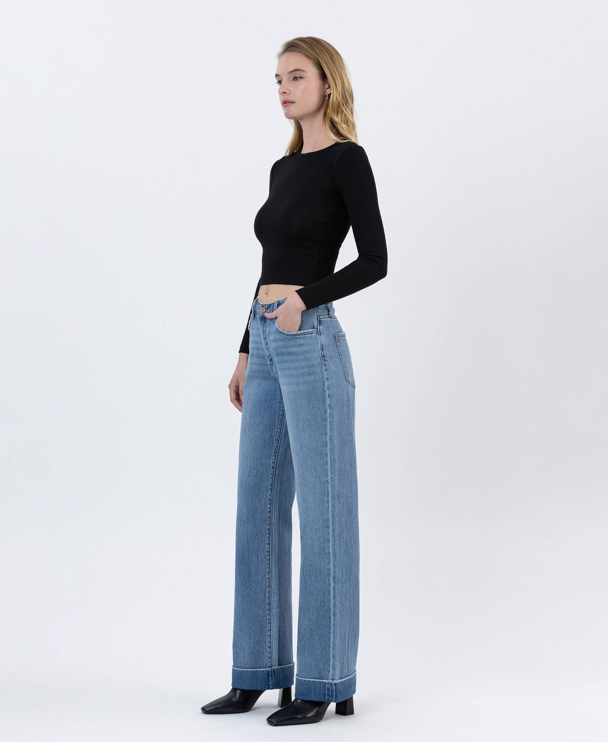 Cuffed Baggy Wide Leg - Medium Dark - Vervet