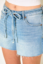 Load image into Gallery viewer, Liz A-Line Short - Hidden Jeans
