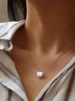 Load image into Gallery viewer, Freshwater Pearl Clover, Heart Necklace
