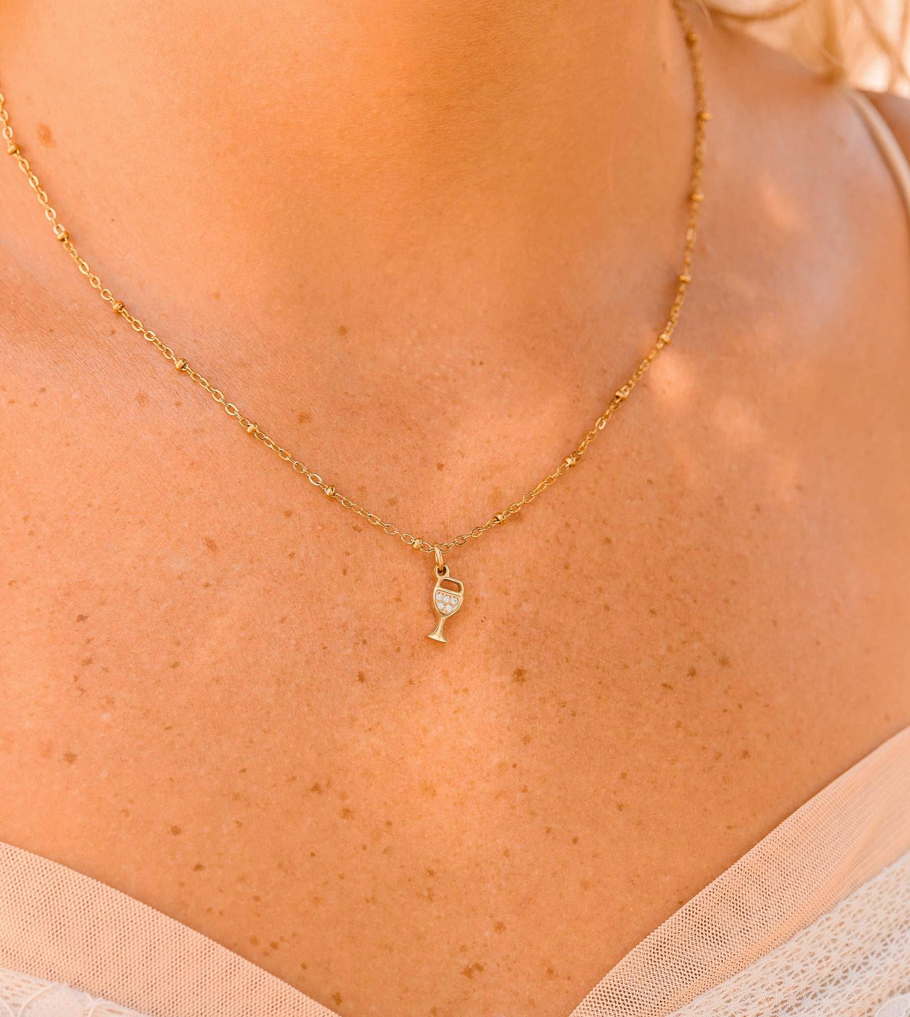 Vino Charm