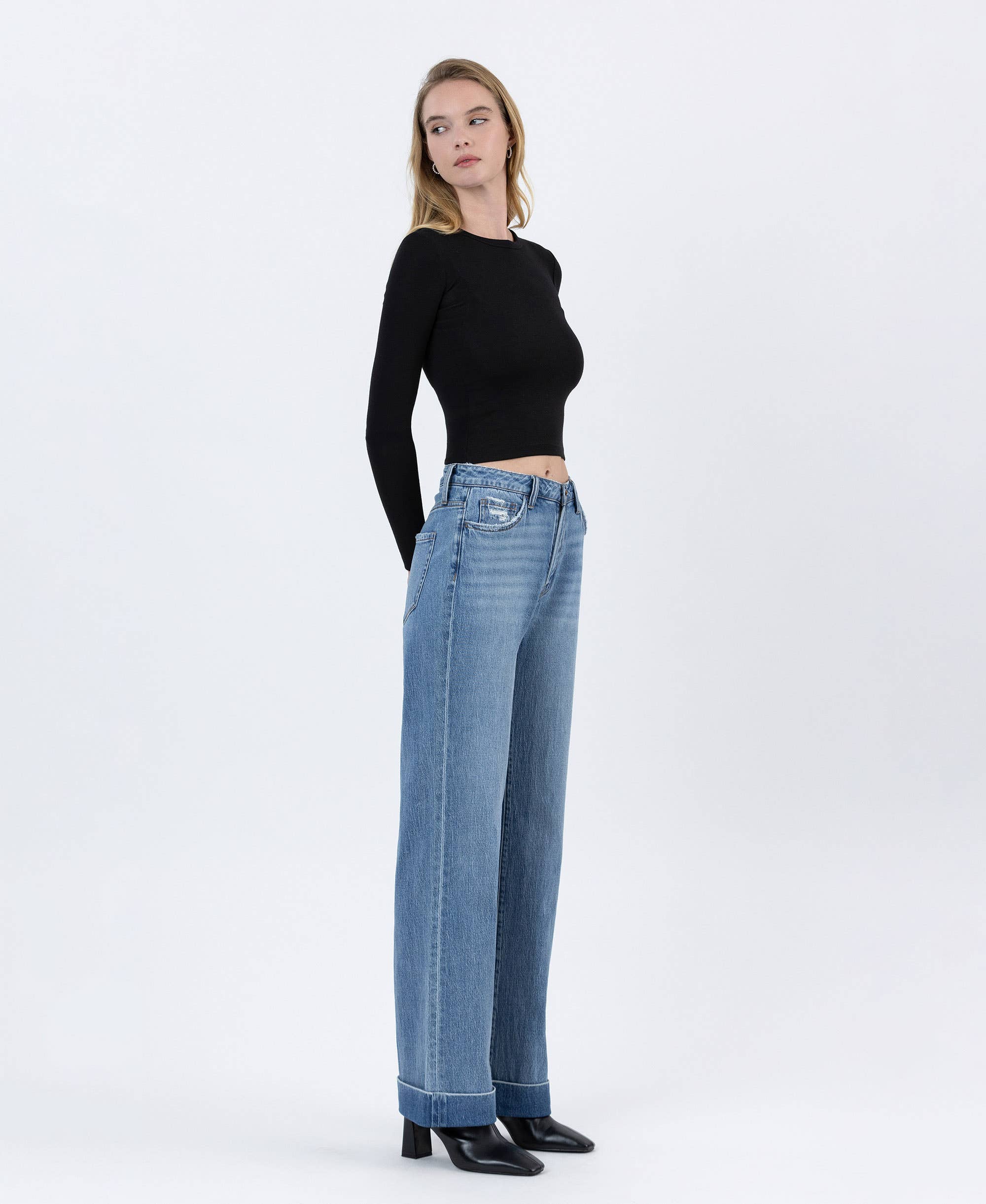 Cuffed Baggy Wide Leg - Medium Dark - Vervet