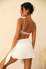 Load image into Gallery viewer, Nomad White Sarong
