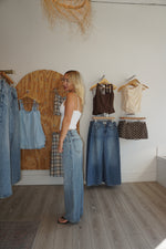 Load image into Gallery viewer, Logan Baggy Jean: Hidden Jeans
