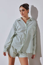 Load image into Gallery viewer, Oversized Striped Shirt - Vanilla Multi
