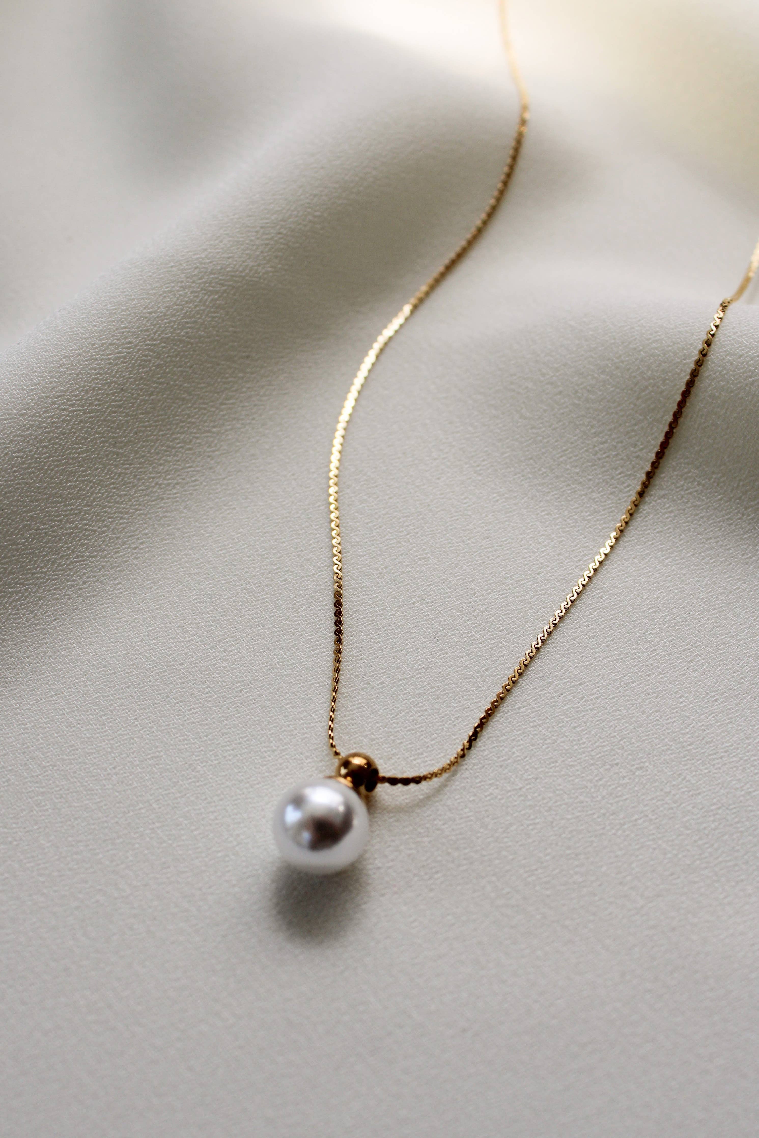 Yang Pearl Necklace