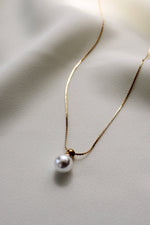 Load image into Gallery viewer, Yang Pearl Necklace
