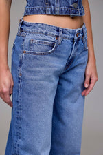 Load image into Gallery viewer, Haley Low Waist Jean: Hidden Jeans
