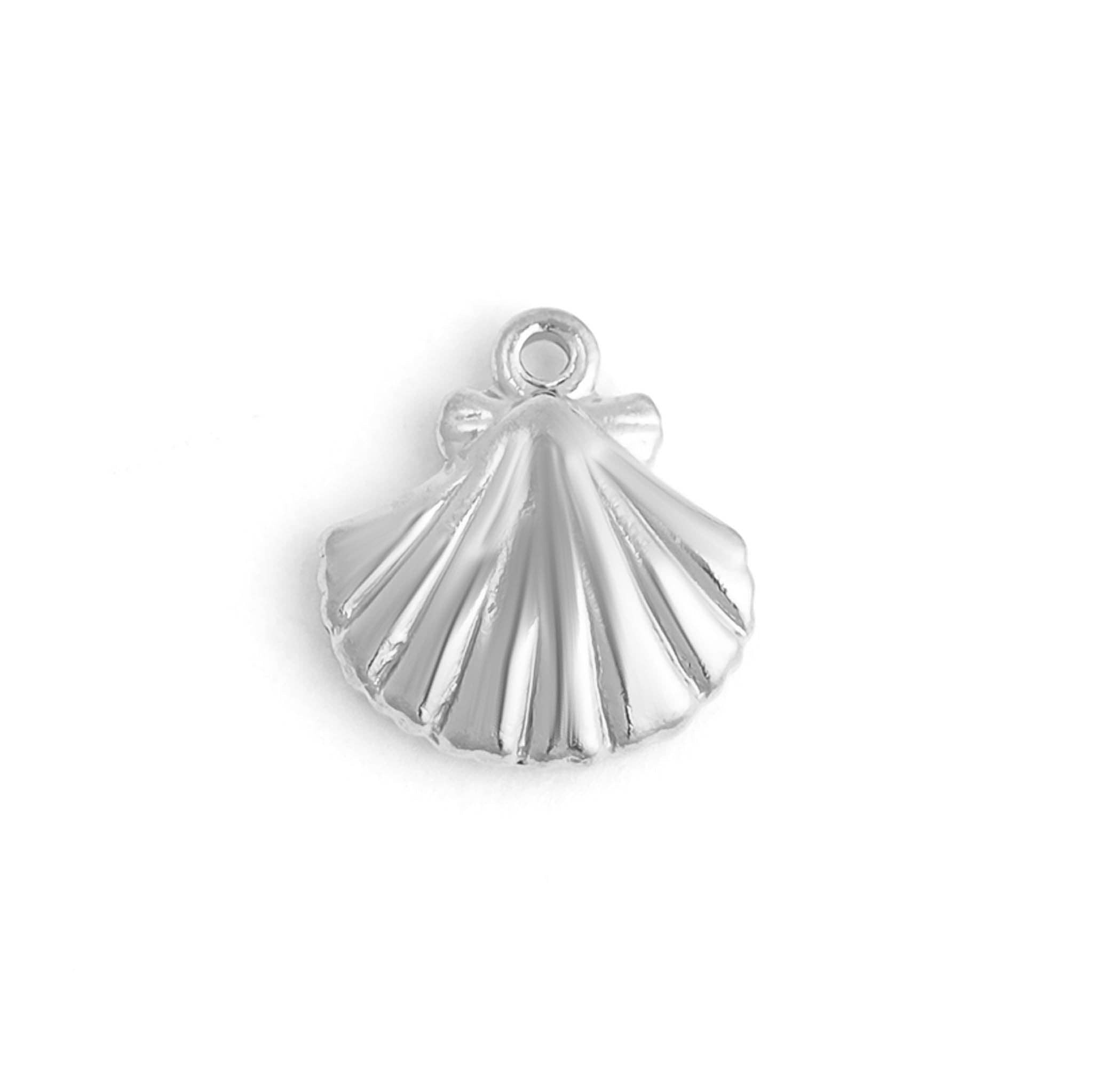 Clam Shell Charm