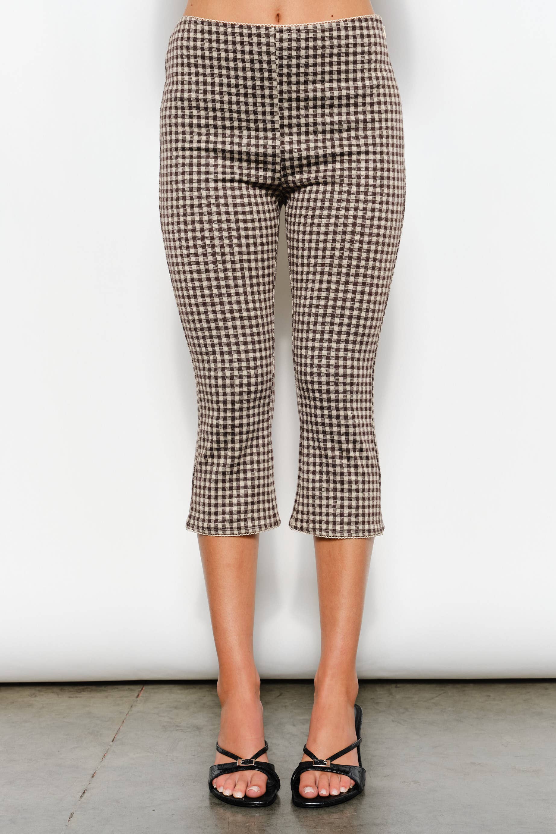 Kylie Gingham Capri Pants