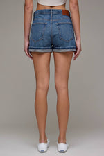 Load image into Gallery viewer, Elle Dad Shorts - Hidden Jeans
