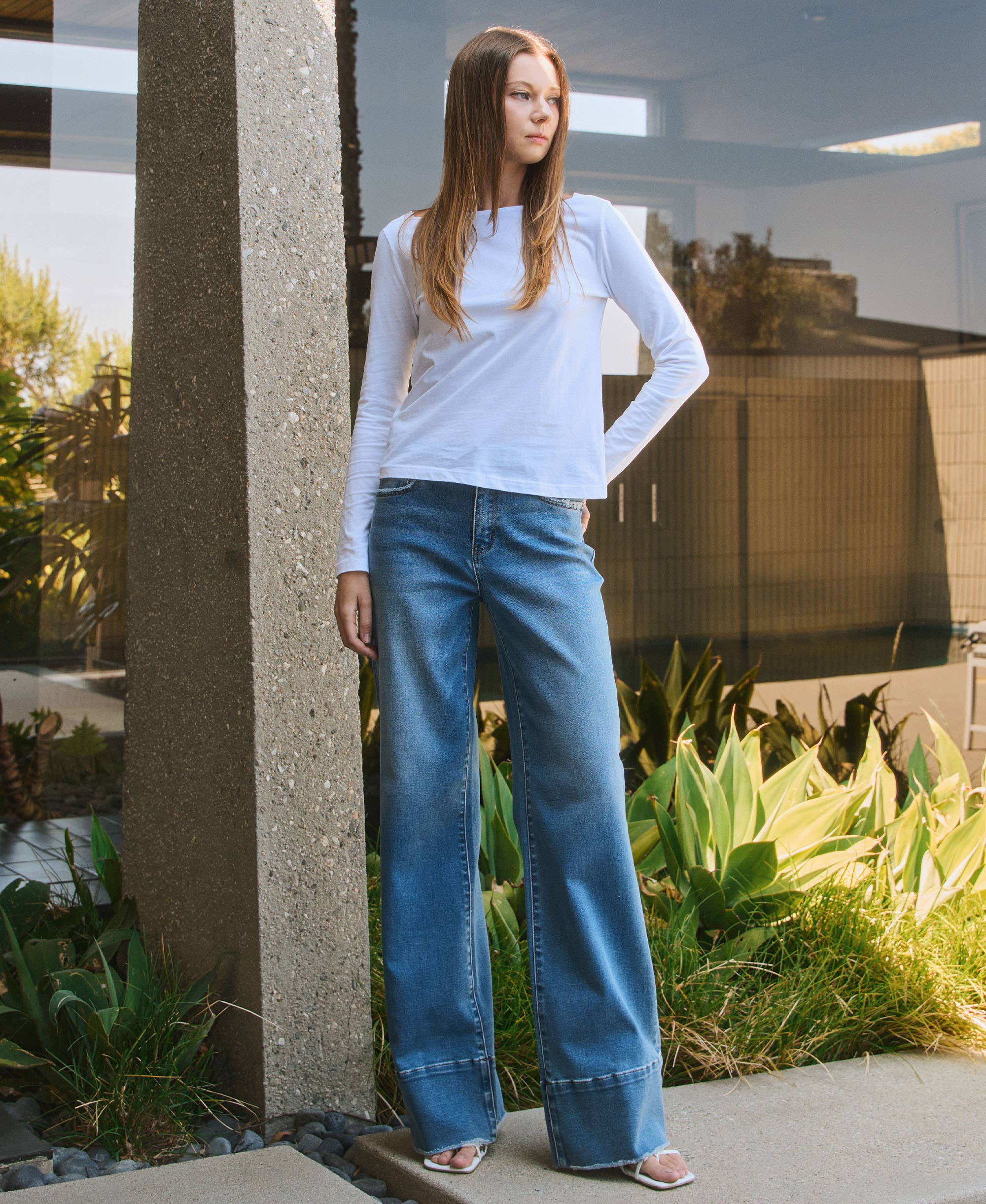 High Rise Wide Leg Jean - Vervet