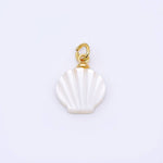 Load image into Gallery viewer, Fan Seashell Charm
