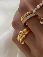 Load image into Gallery viewer, Gravité Ring
