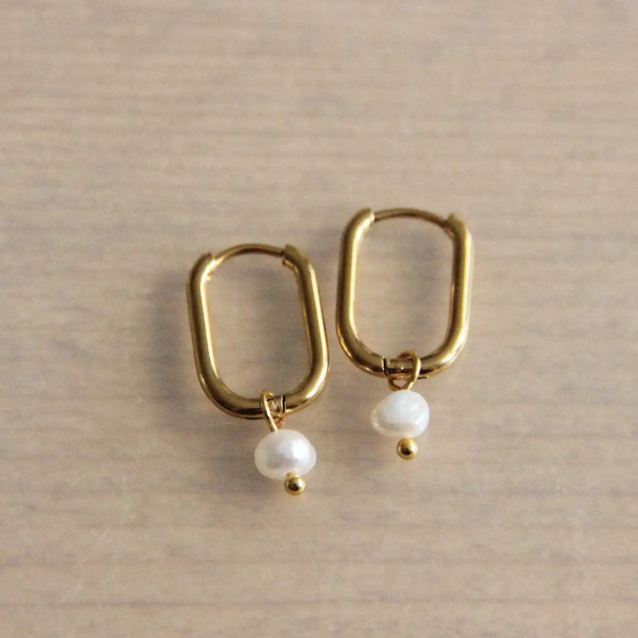 Greece Pearl Earrings